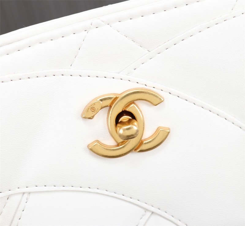 Ch**el shopping bags